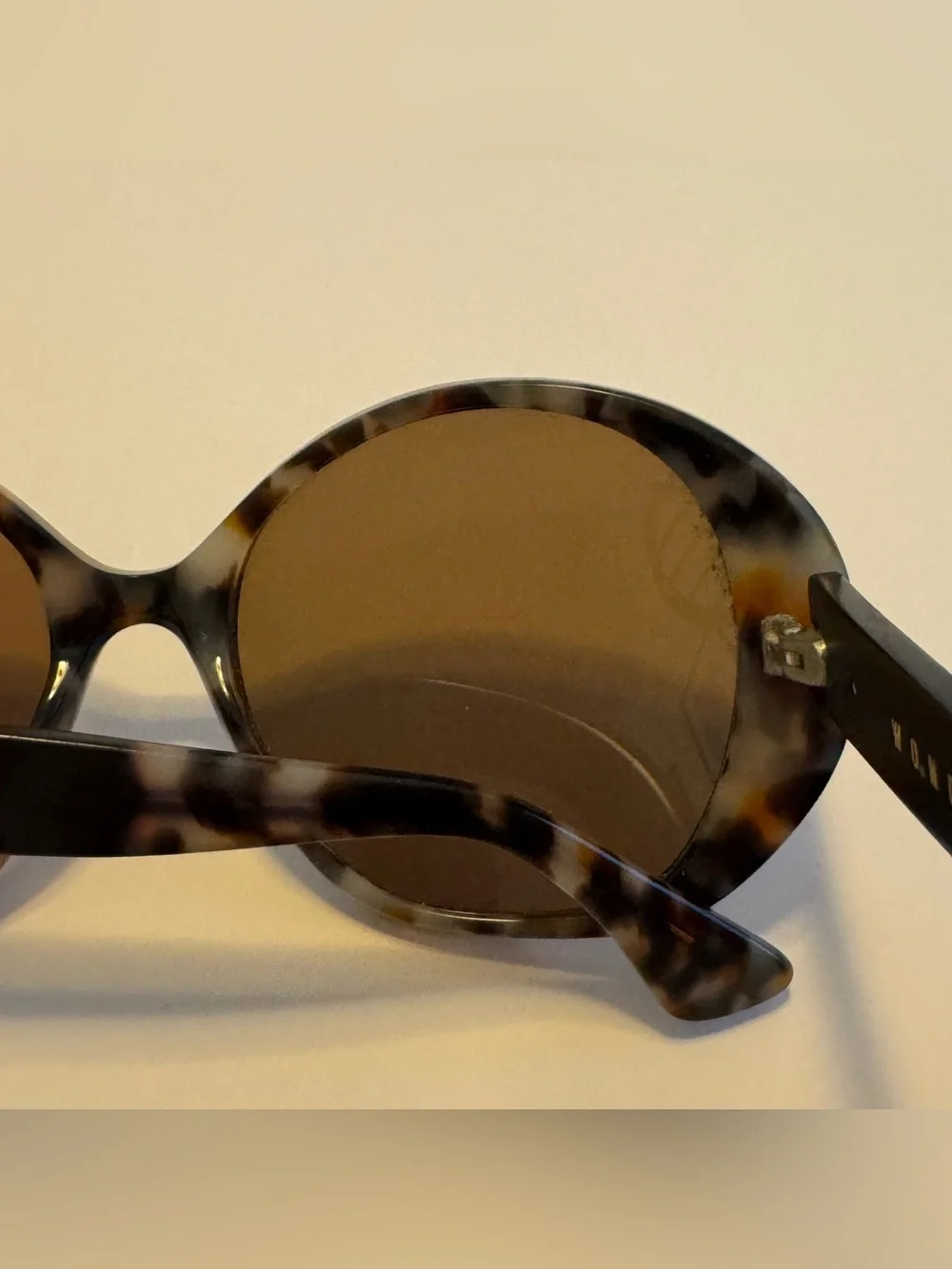 WONDERLAND gray brown